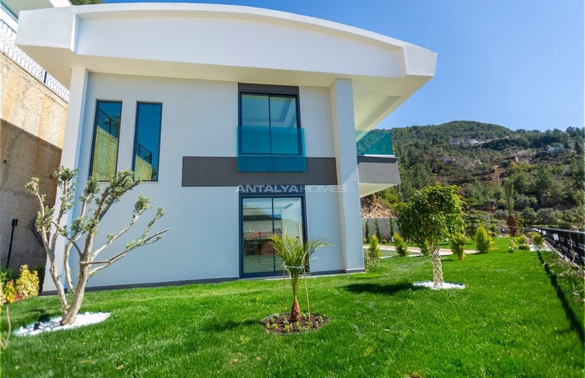 Cozy Detached Villas with Castle and Sea Views in Alanya 10