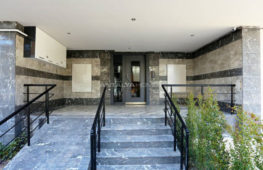 Brand New Spacious Flat for Sale in Hurma Neighborhood Konyaaltı 6