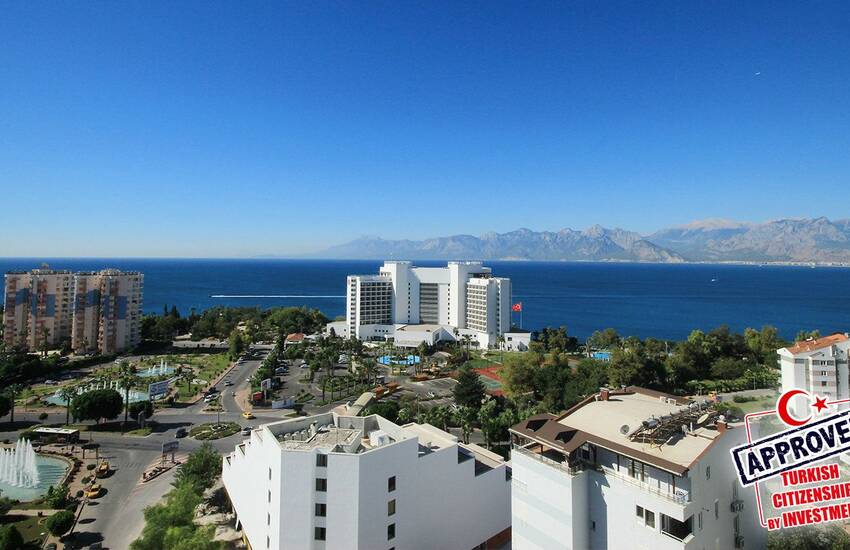 Appartements Vue Sur Mer En Excellent Emplacement À Antalya 0