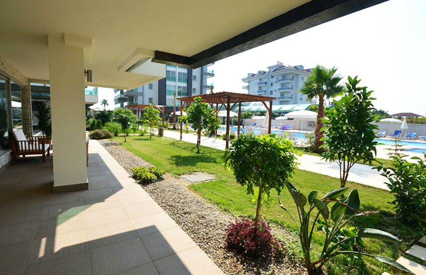 Seafront Alanya Apartments with Rich Social Facilities 11