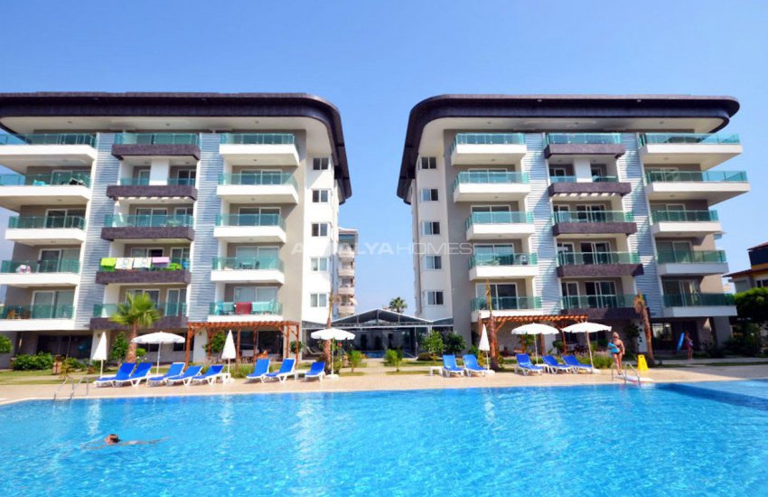 Seafront Alanya Apartments with Rich Social Facilities 3