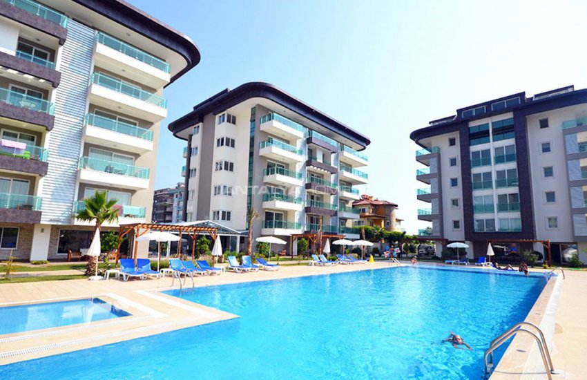 Seafront Alanya Apartments with Rich Social Facilities 4