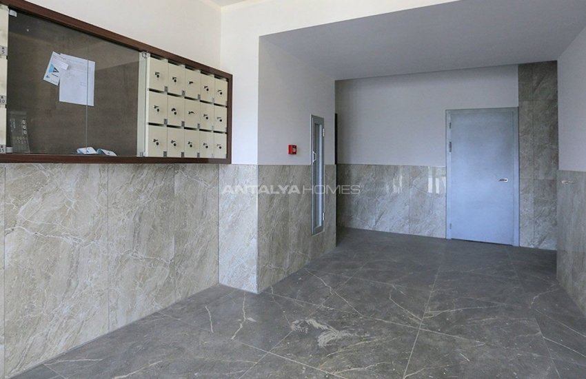 Large Apartments in Trabzon with Double Lift 1