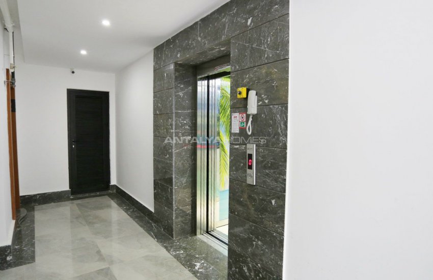 Apartments in Antalya at a Favorable Location of Konyaalti 10