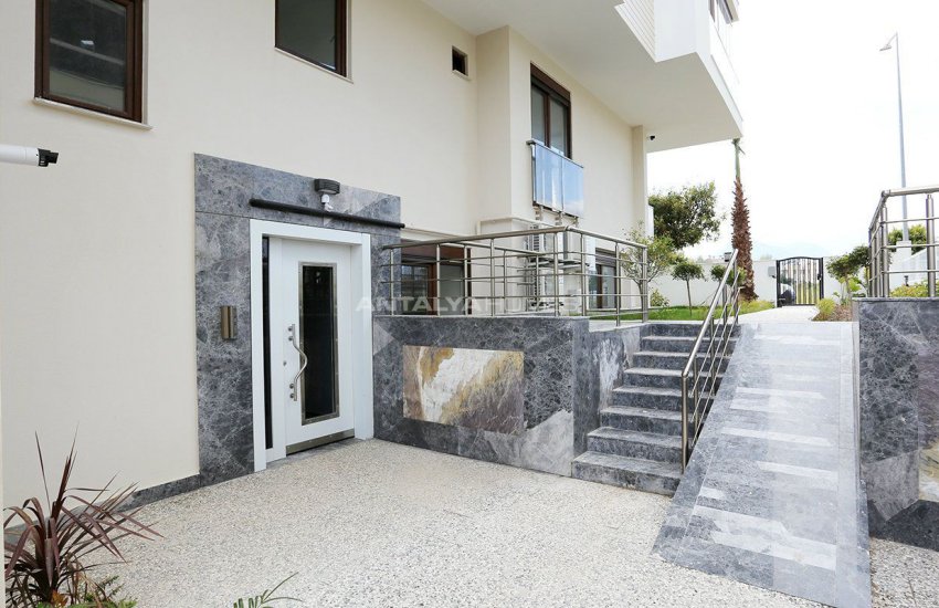 Apartments in Antalya at a Favorable Location of Konyaalti 7