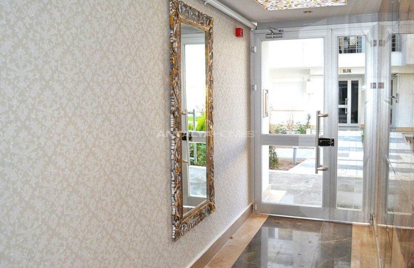 Aston Homes 5 with Independent Room Heater 8
