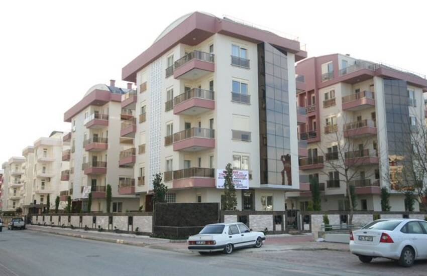 Desirable Apartments Near the Bazaar in Konyaalti Antalya