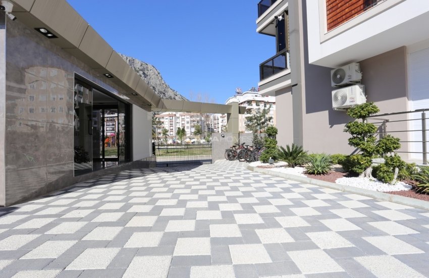 Modern Apartments at a Favourable Location of Antalya 3