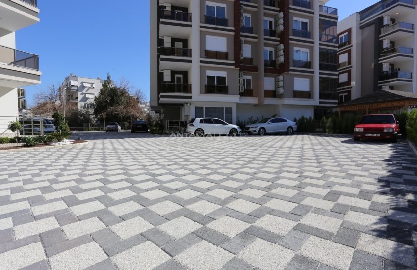 Modern Apartments at a Favourable Location of Antalya 4
