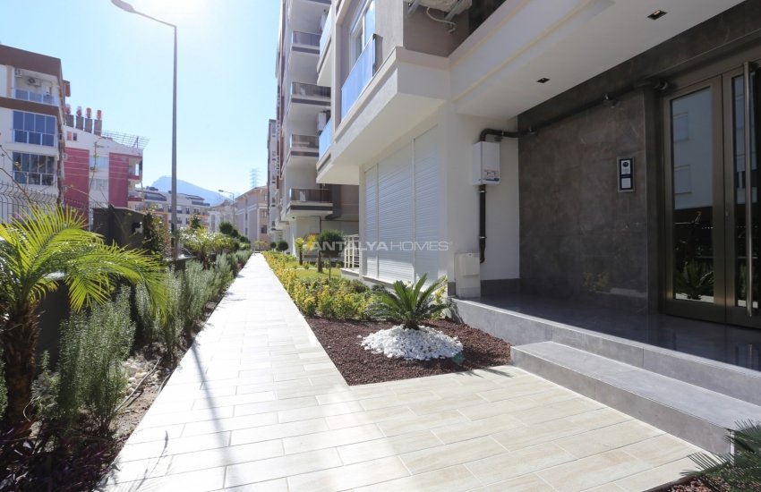 Modern Apartments at a Favourable Location of Antalya 6