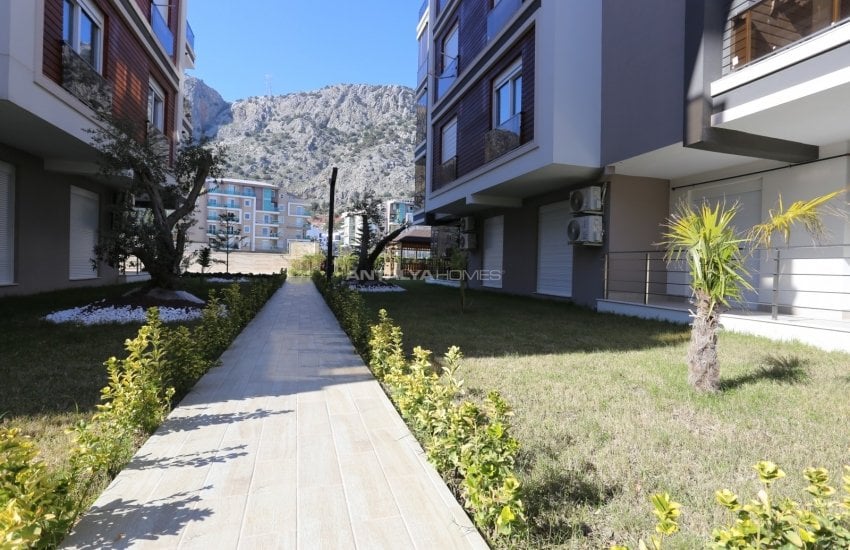 Modern Apartments at a Favourable Location of Antalya 8