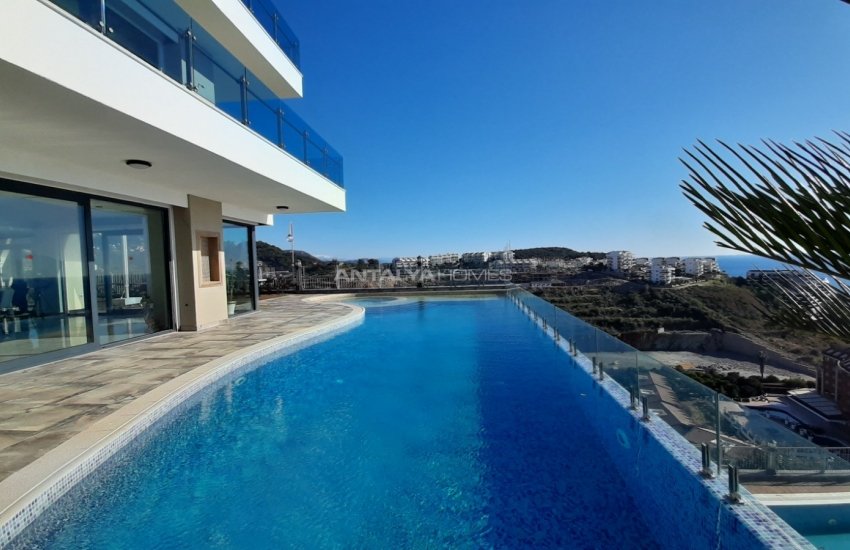 Sea View Detached Villas in Alanya 9