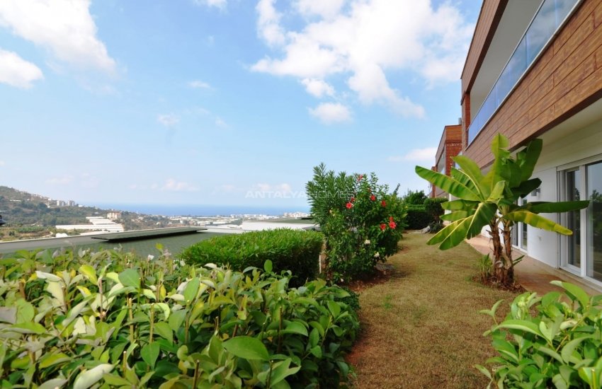 Luxurious Villas with High-quality Materials in Antalya Alanya 7