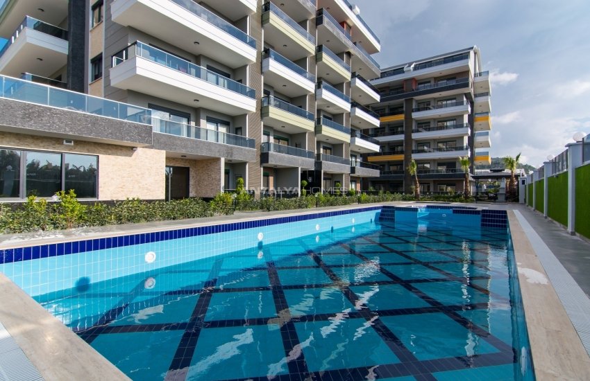 Kargıcak Merkezde Deniz Manzaralı Satılık Daireler 4