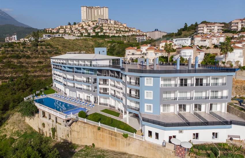 Cozy Properties with Infinity Communal Pool in Alanya