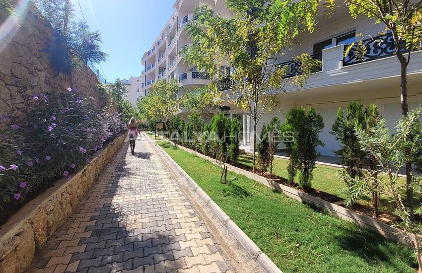Centrally Located Alanya Apartments in Oba with Sea View 9