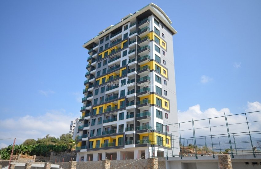 Flats with Remarkable Sea and Mountain Views in Alanya 6