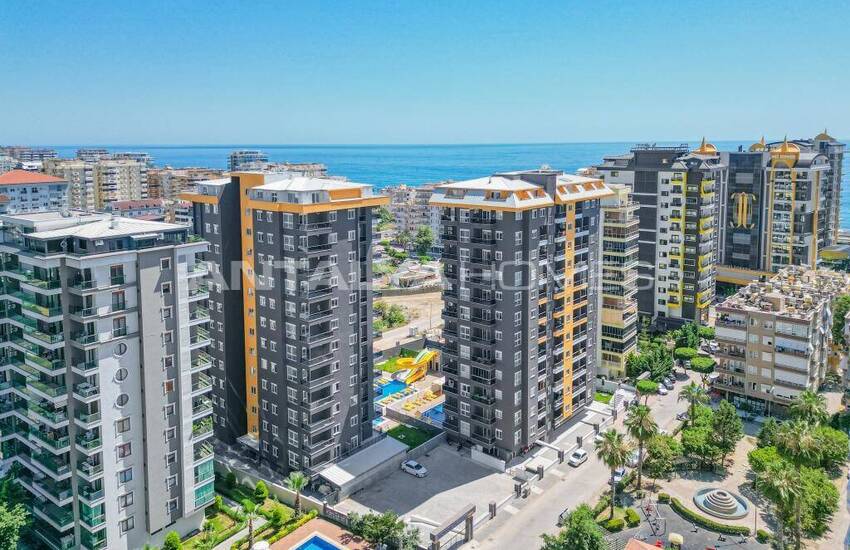 Квартиры в 300 м от моря в центре Махмутлара в Алании 2