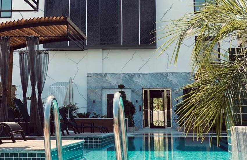 آپارتمانهای با طراحی خلاقانه با منظره دریا در آلانیا