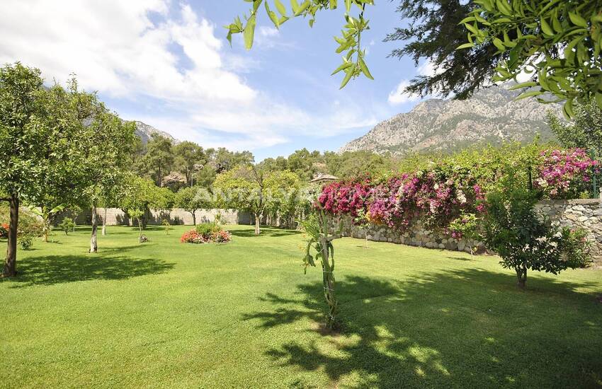 Villa Individuelle De Luxe Avec Grand Jardin À Kemer Antalya 2