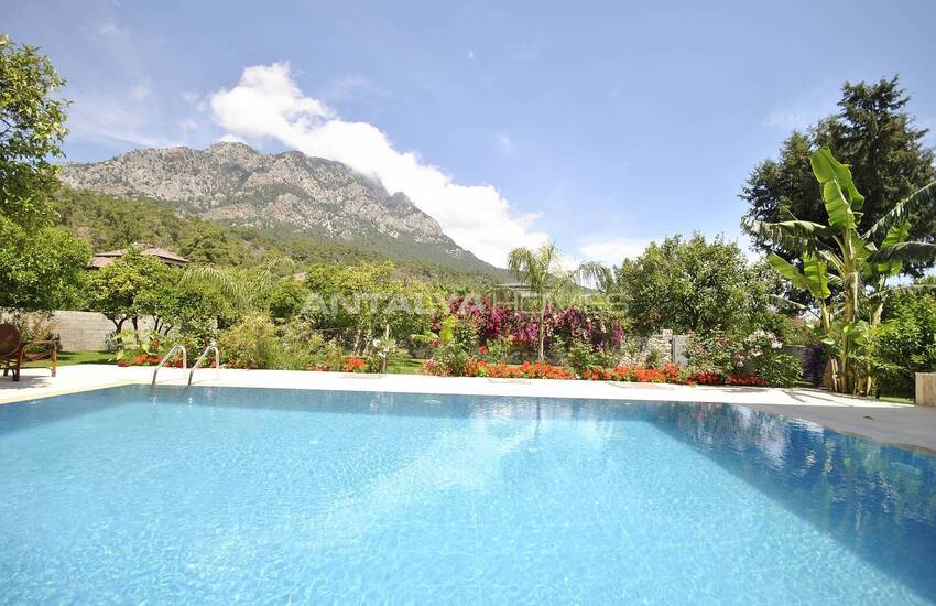 Villa Individuelle De Luxe Avec Grand Jardin À Kemer Antalya 5