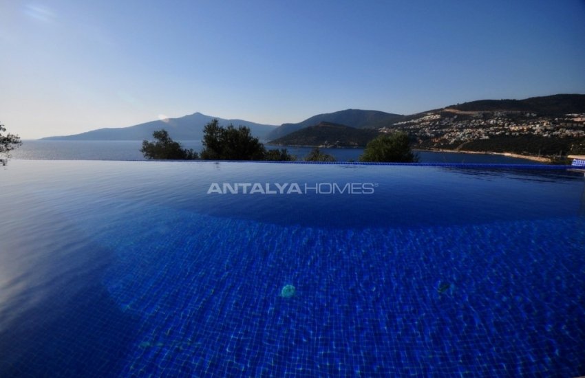 Kalkan'da Plaja 100 Mt Mesafede Ultra Lüks Villa 2