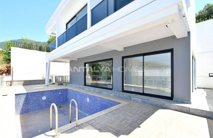Sea and Nature-view Houses with Pools in Alanya 8