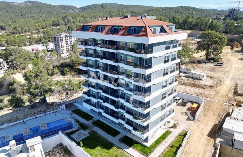 Modern Real Estate Close to All Amenities in Avsallar Alanya