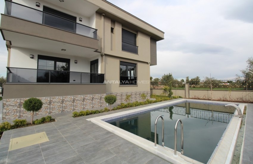 Antalya Villa Suited for Extended Families in Döşemealtı 8