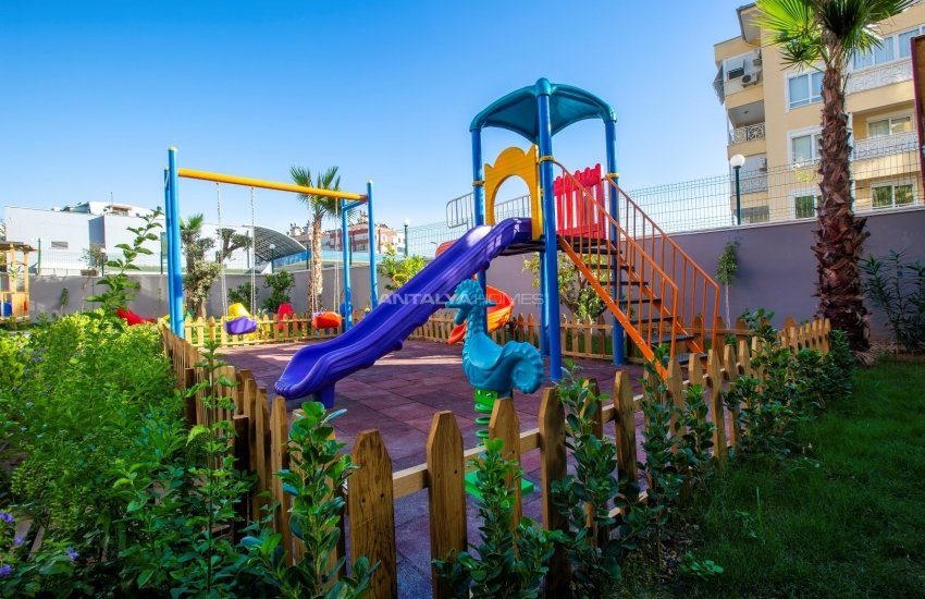 Brand New Flats Close to All Daily and Social Amenities 11