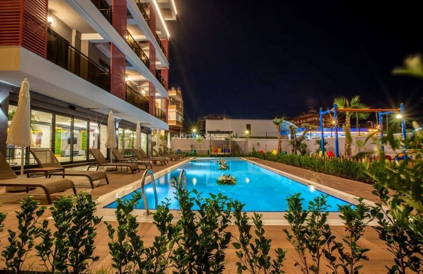 Brand New Flats Close to All Daily and Social Amenities 9