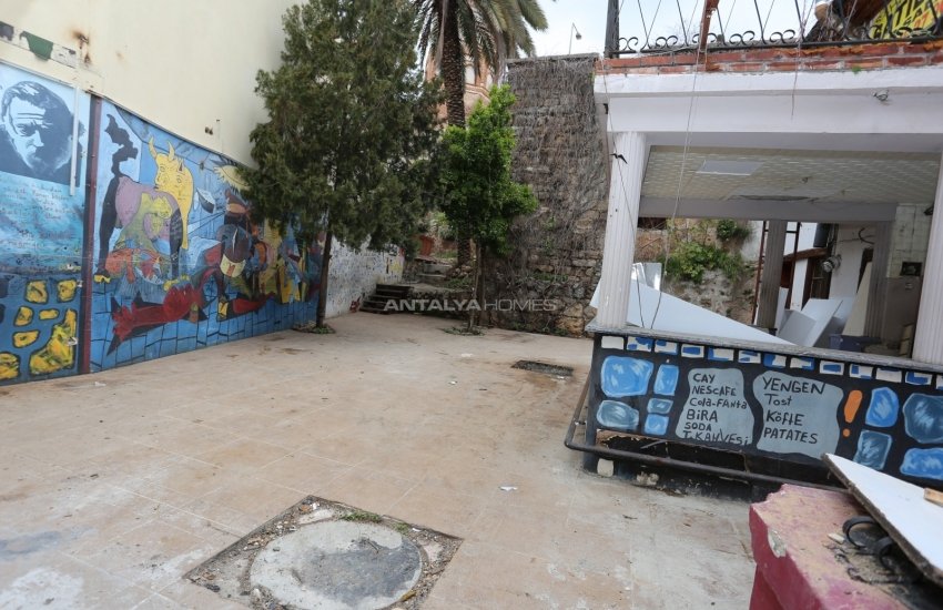 Zentrale Gewerbeimmobilie In Der Nähe Des Meeres In Kaleici 3