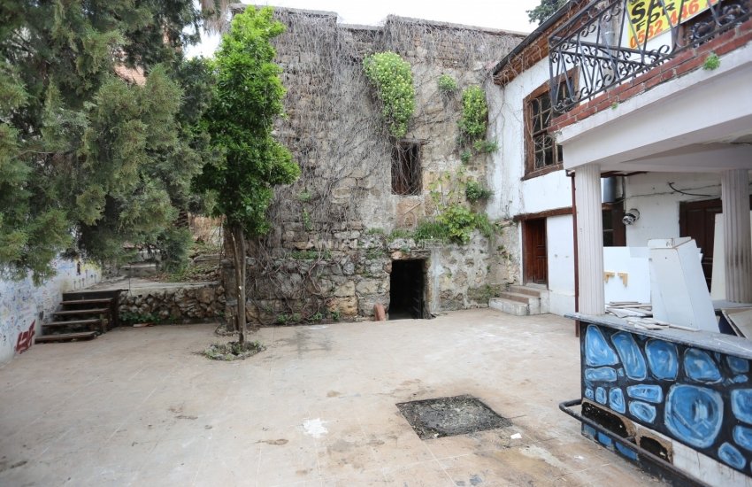 Zentrale Gewerbeimmobilie In Der Nähe Des Meeres In Kaleici 4