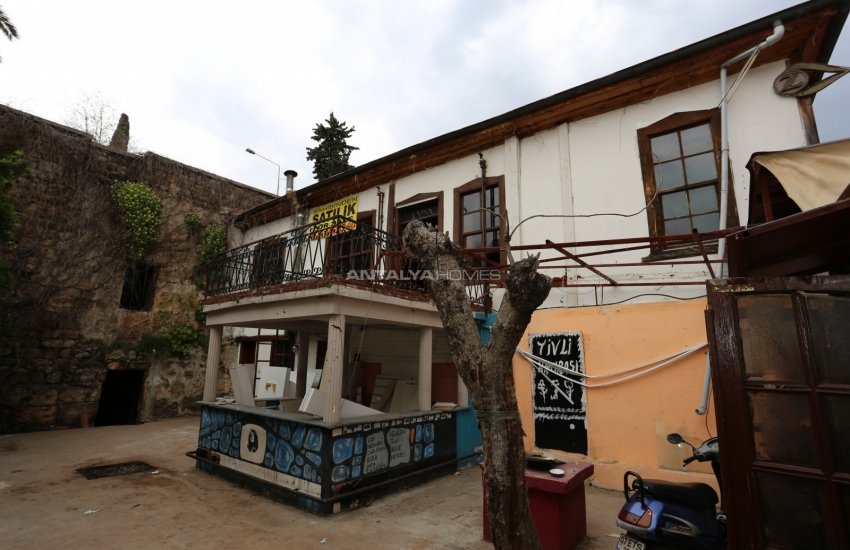 Zentrale Gewerbeimmobilie In Der Nähe Des Meeres In Kaleici 8