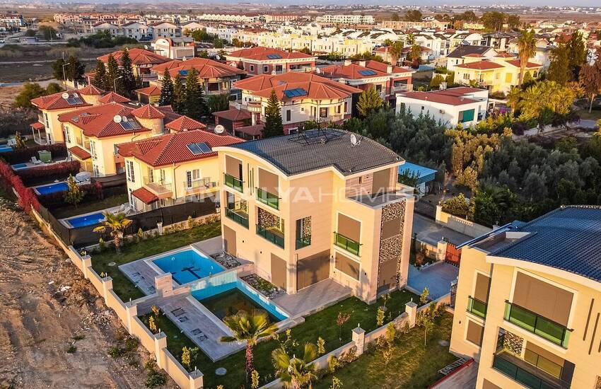 Halfvrijstaande Villa's Met Tuin En Zwembad In Belek 5