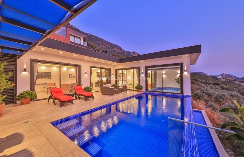 Modernly Designed Villas with Panoramic Sea and Forest View 2