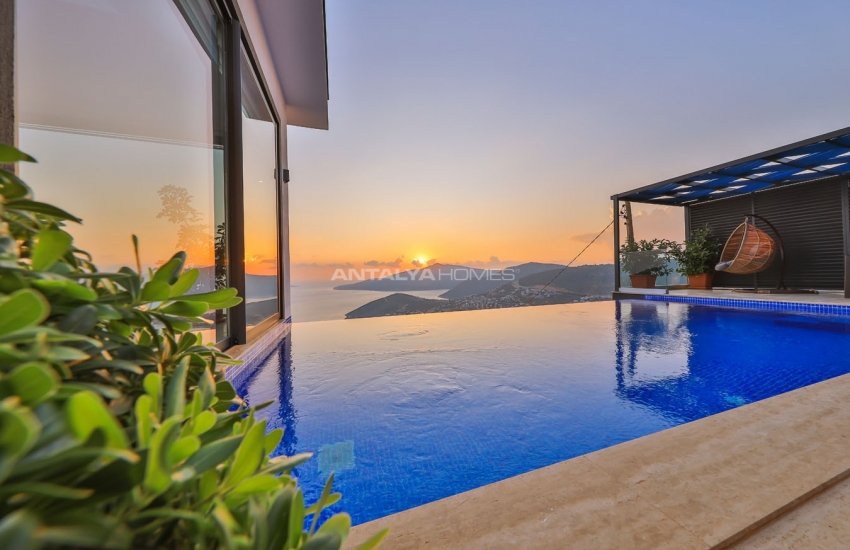 Modernly Designed Villas with Panoramic Sea and Forest View 8