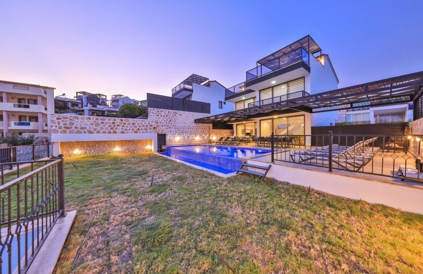 Spacious Contemporary Villa with Garden in Kalkan 4
