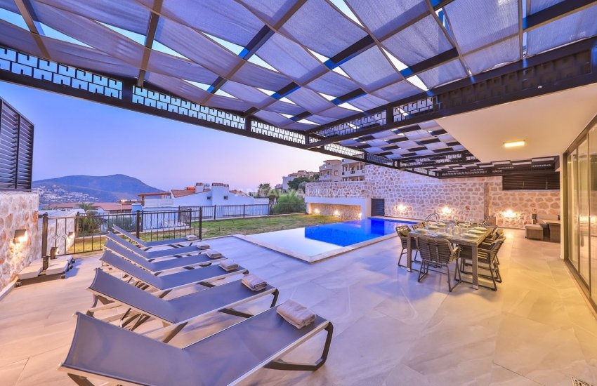 Spacious Contemporary Villa with Garden in Kalkan 7