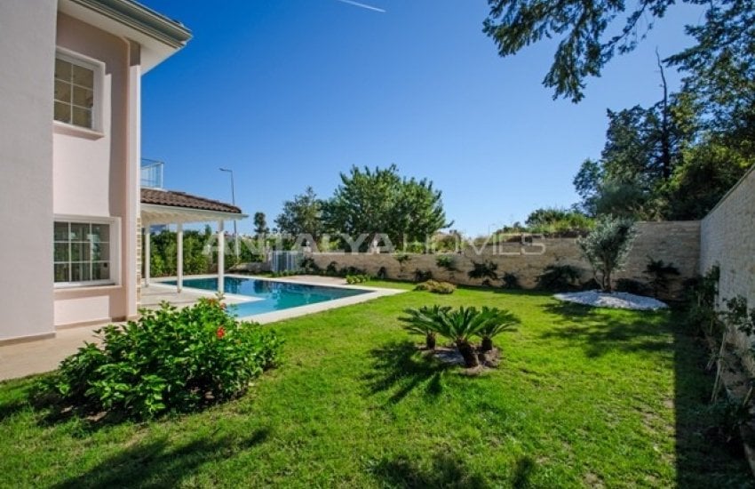 فيلا مشرقة مع مسبح خاص في كيمير شاميوفا 3