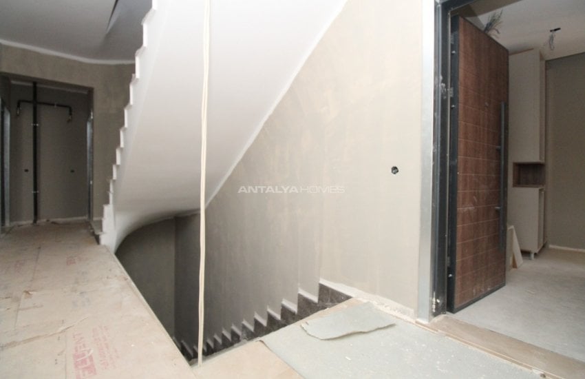 شقق حديثة مع ميزات عديدة في كونيالتي بينارباشي 8