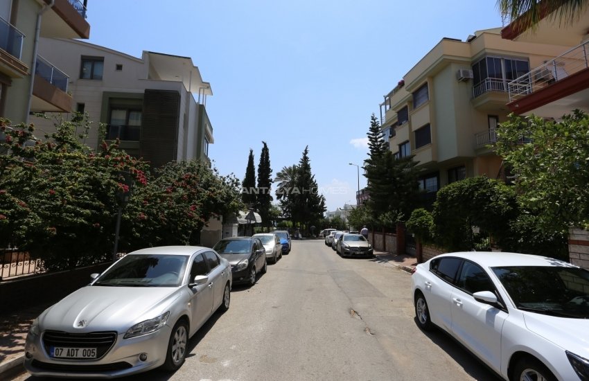 Flat in Sirinyali Within Walking Distance to the Beach 5