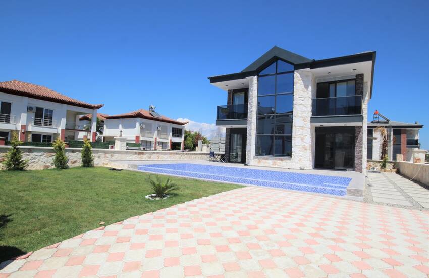 Modernly Designed Detached Stone Villas with Pool in Belek