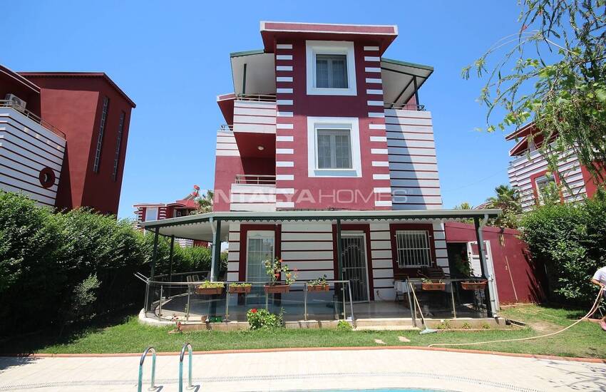 Maison Triplex Avec Jardin Privé Et Piscine À Belek 4