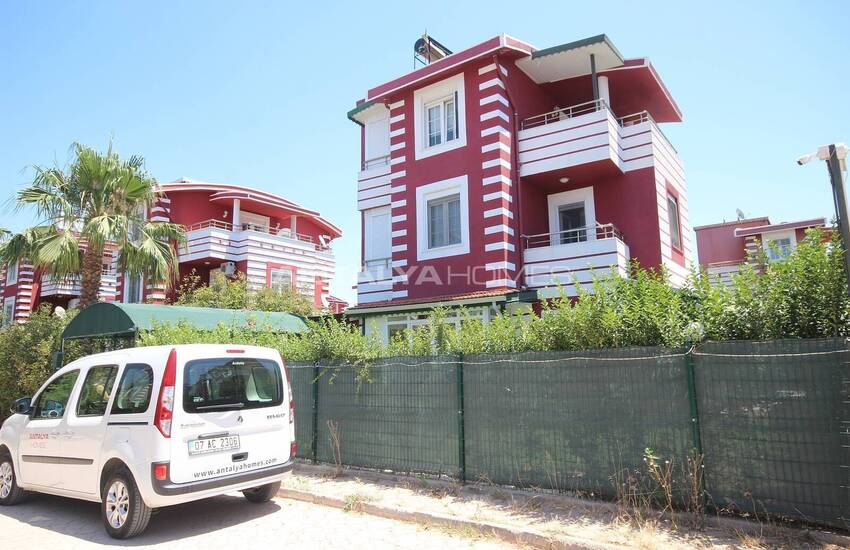 Maison Triplex Avec Jardin Privé Et Piscine À Belek 9