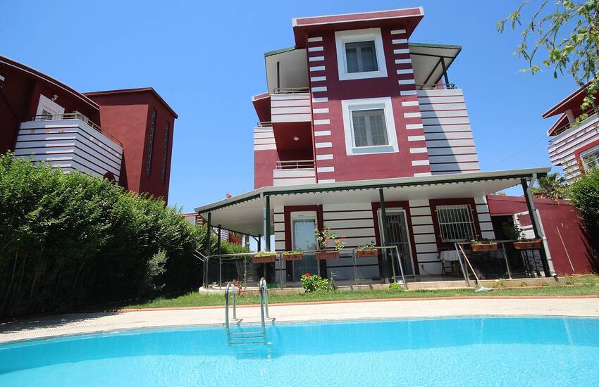 Triplex Home with a Private Garden and a Pool in Belek
