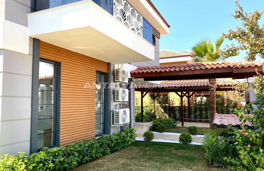 Detached Villas for Sale Close to Golf Courses in Belek 8