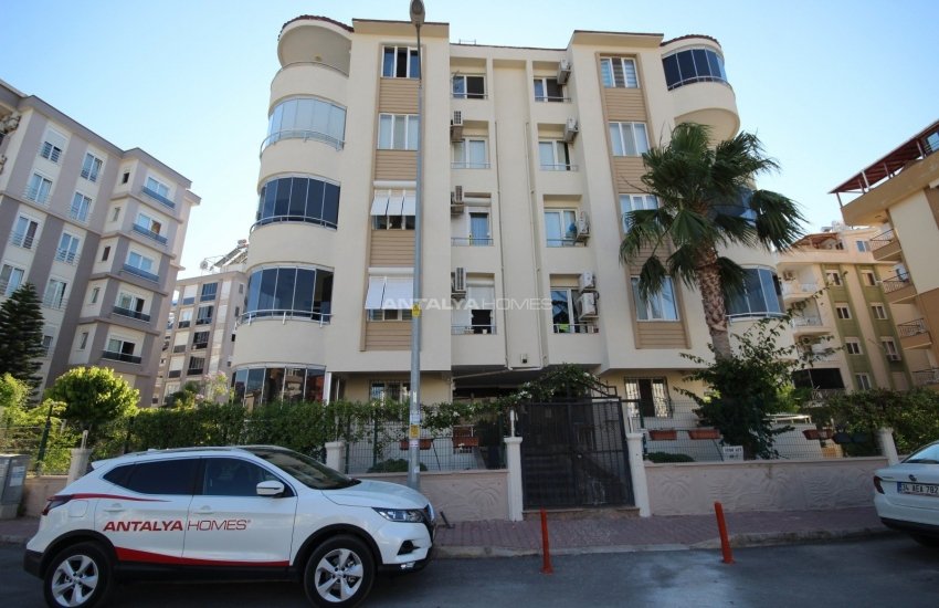 2+1 Apartment in a Privileged Location in Lara 3