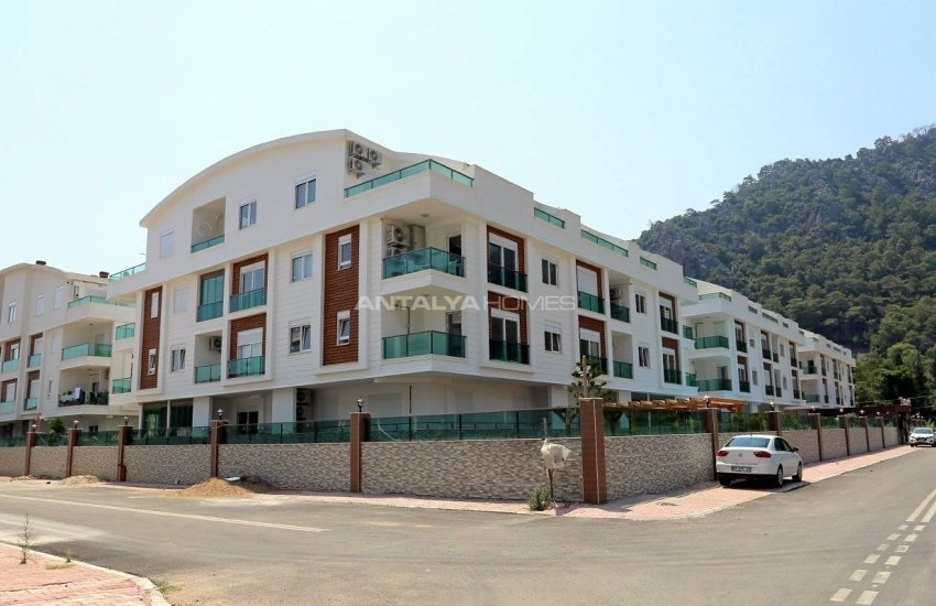 Furnished Flat in a Complex Close to the Beach in Konyaaltı 2