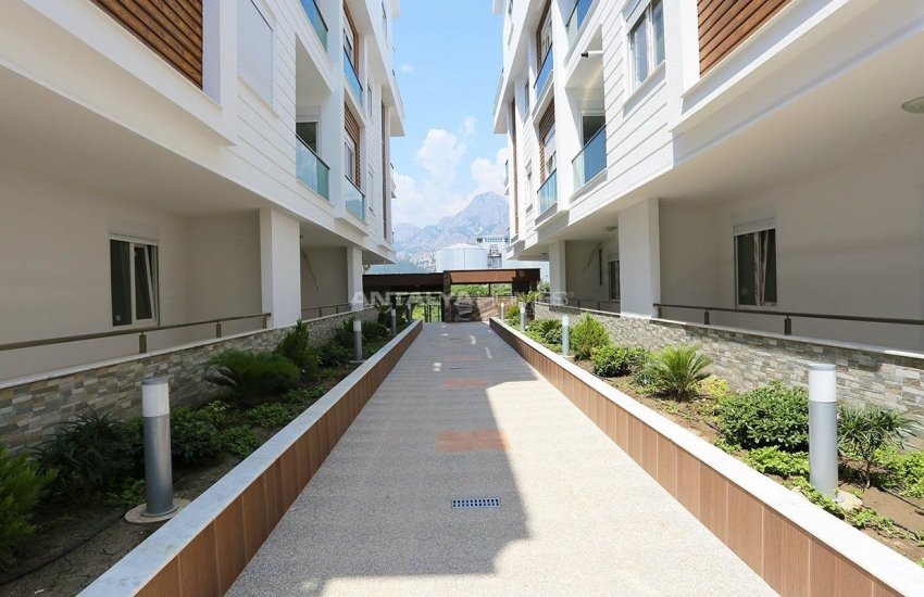 Furnished Flat in a Complex Close to the Beach in Konyaaltı 7